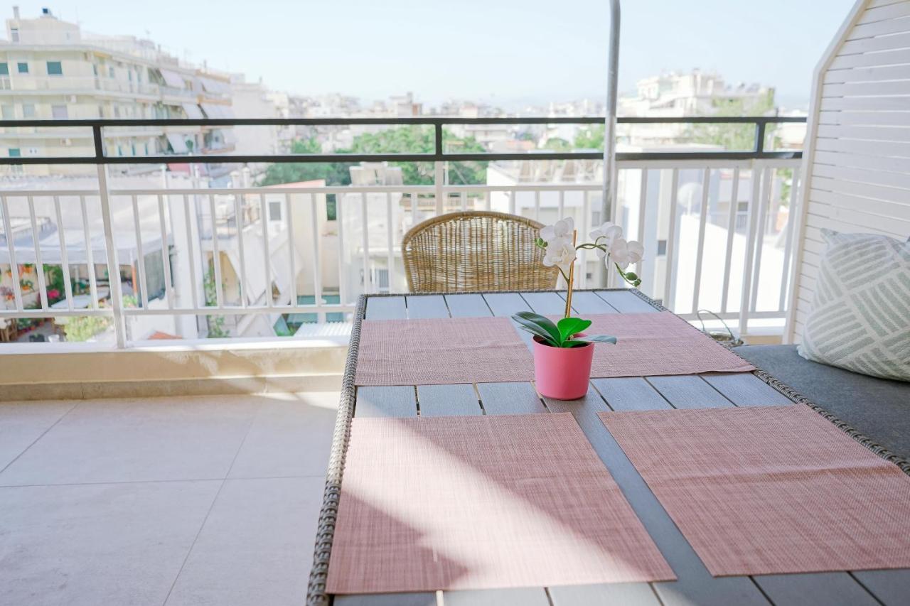 Loutraki Hidden Gem III Apartment Bagian luar foto